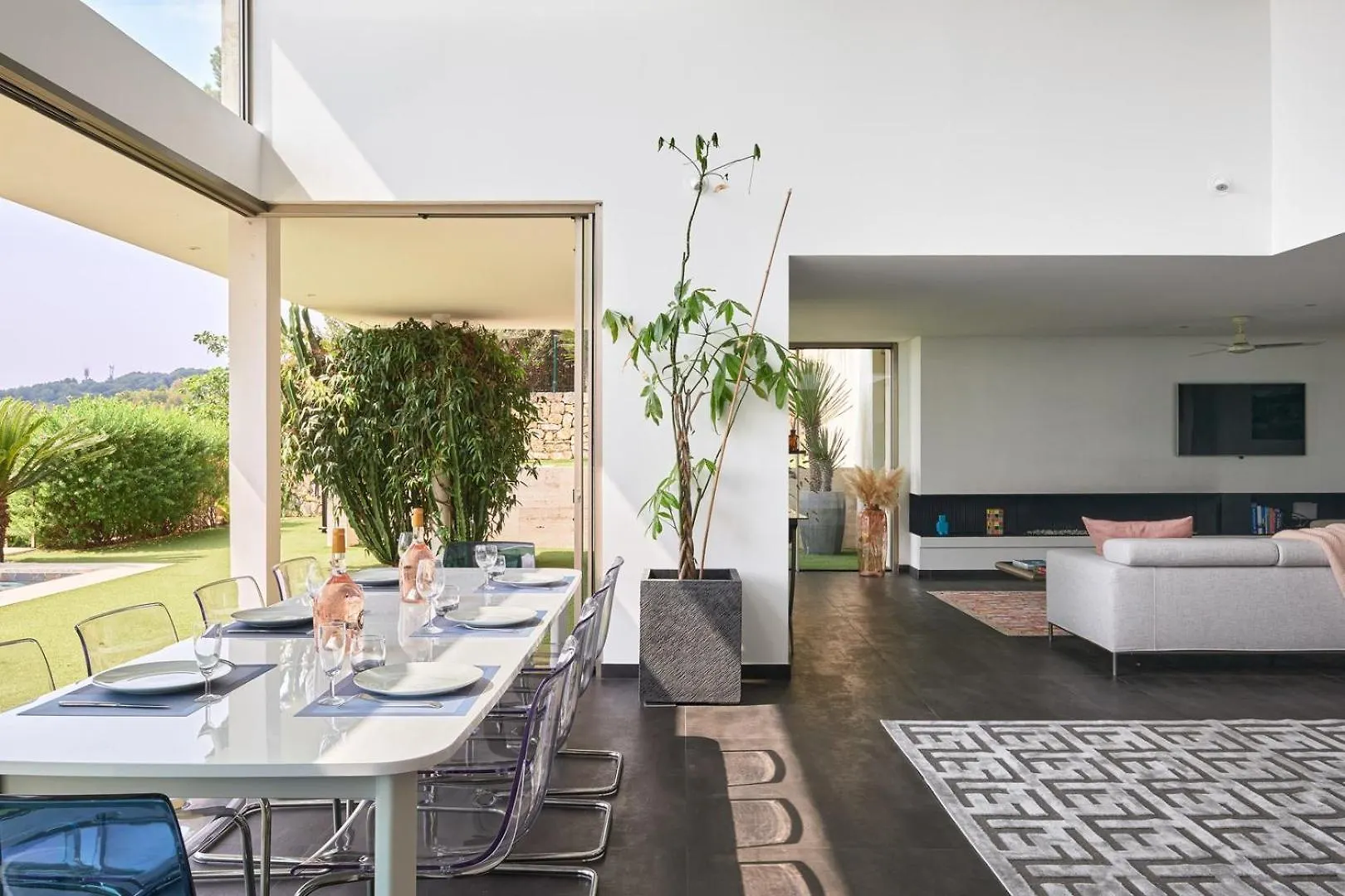 ואלאוריס Cannes - Modern Villa With 180° Sea View צרפת