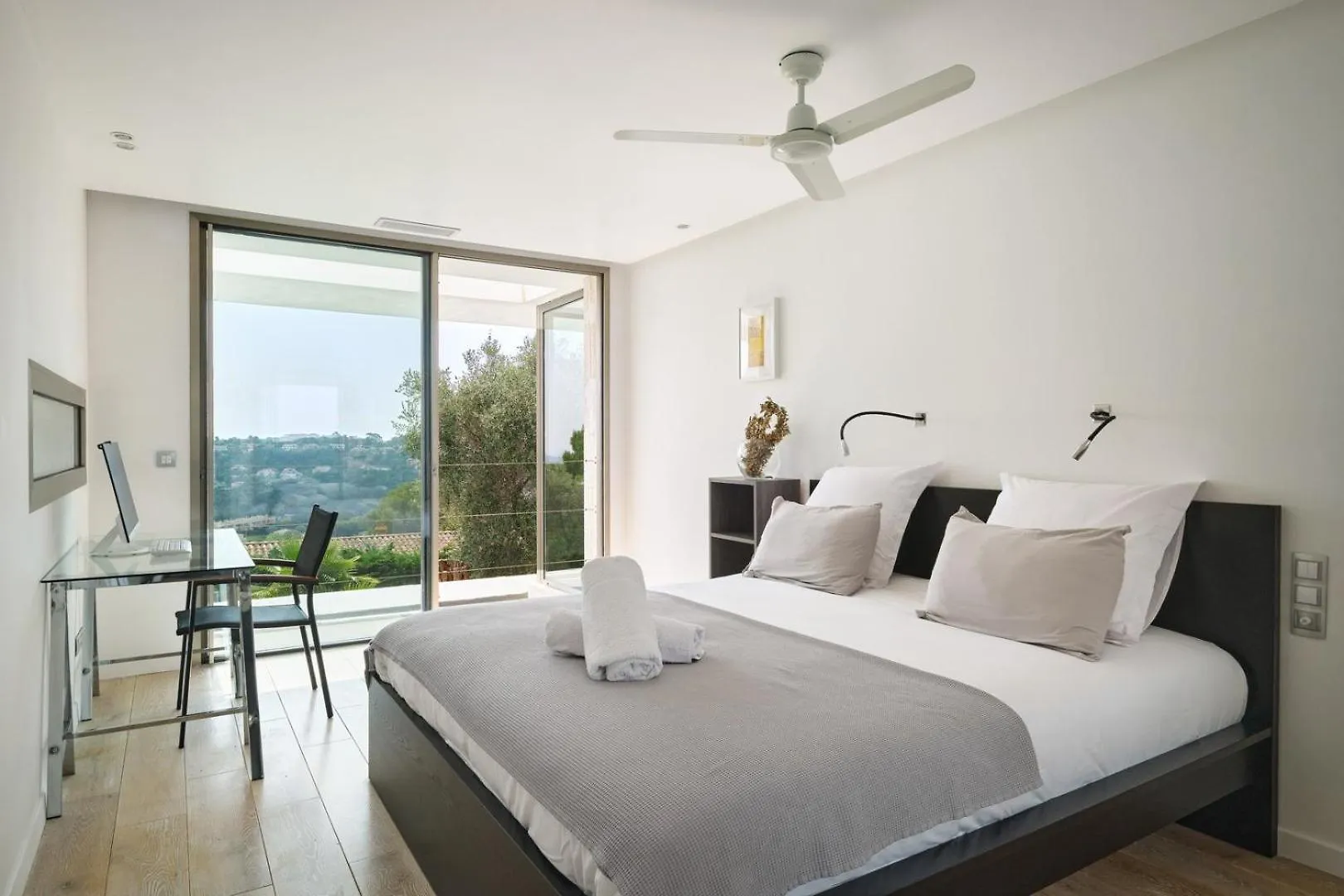 ואלאוריס Cannes - Modern Villa With 180° Sea View 0*,